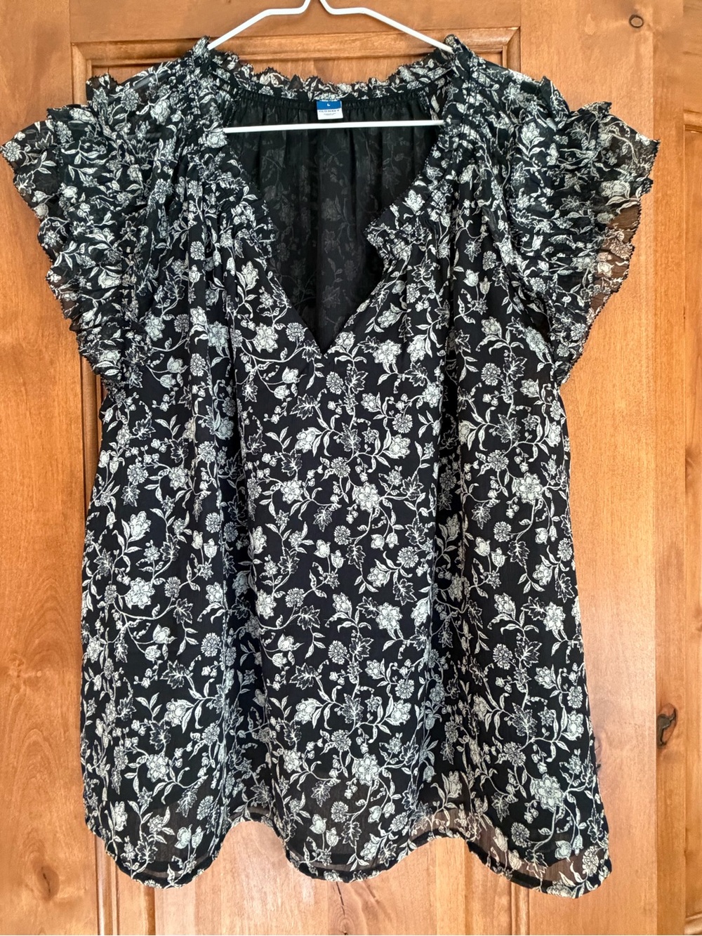Old Navy Black Floral Ruffle-Sleeve Blouse